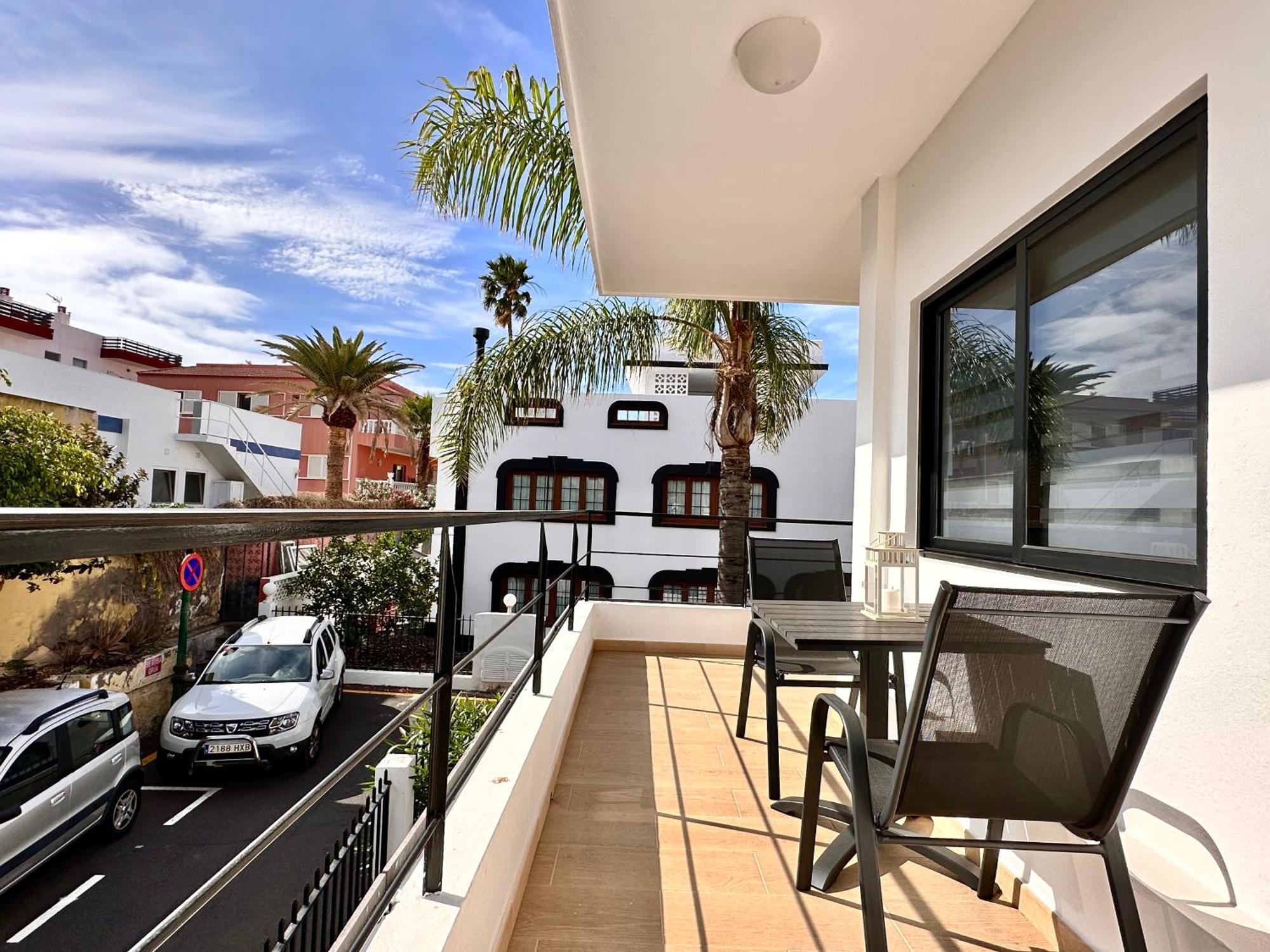 Enchanting And Centric Flat - *