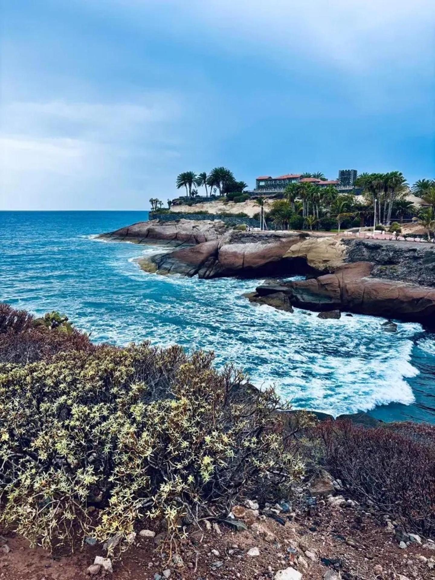Stunning 2-bed House In Puerto de la Cruz (Tenerife)