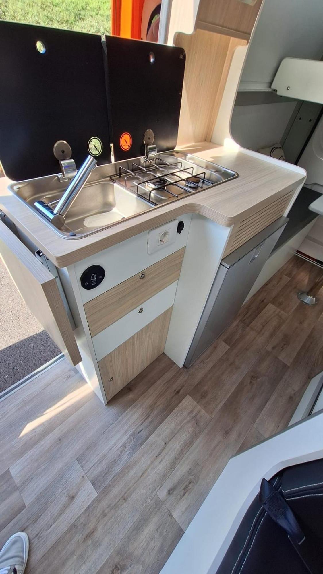Furgoneta Camper 4 Campingplatz *