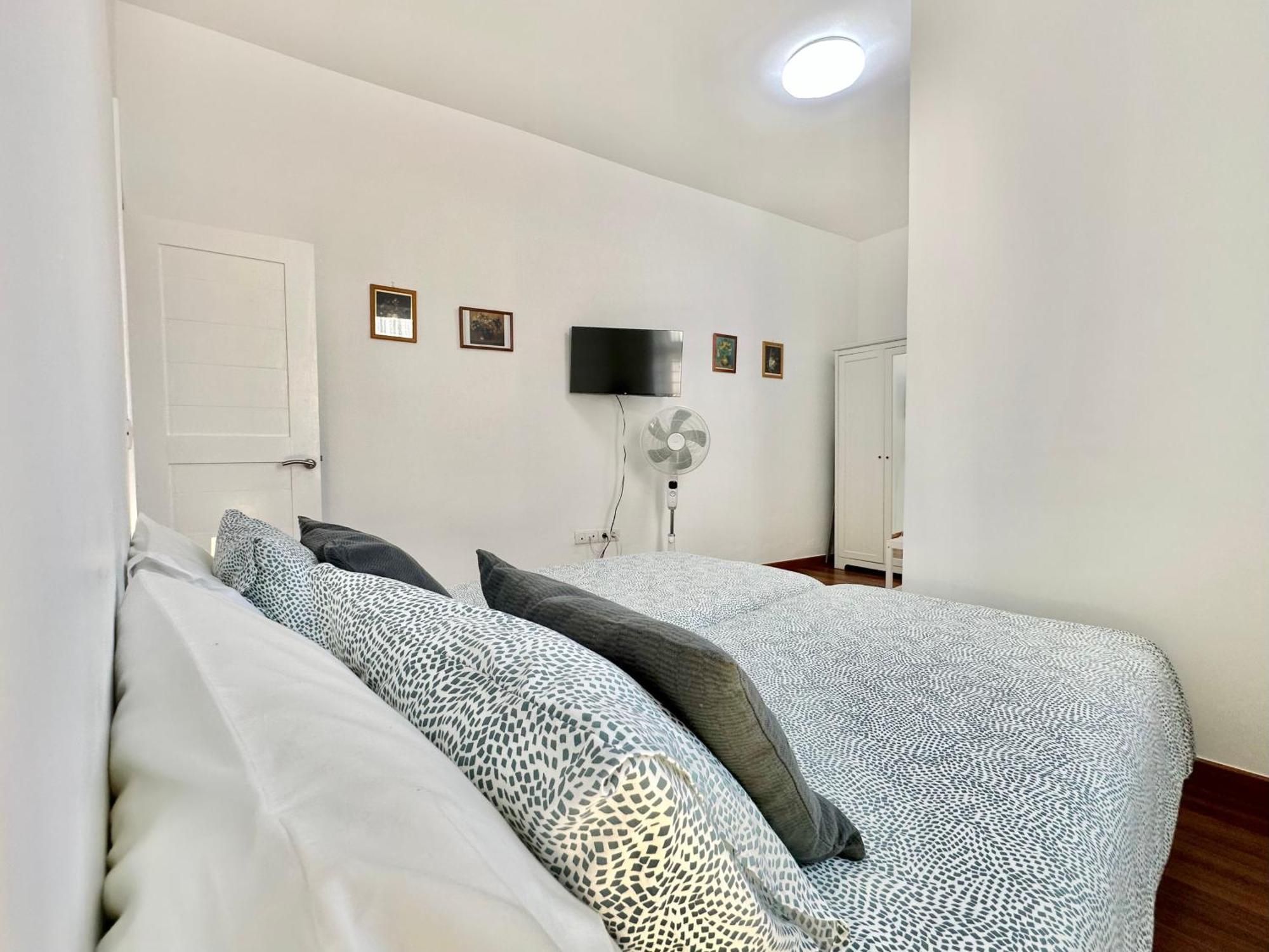 La Hoya Downtown Apartment *