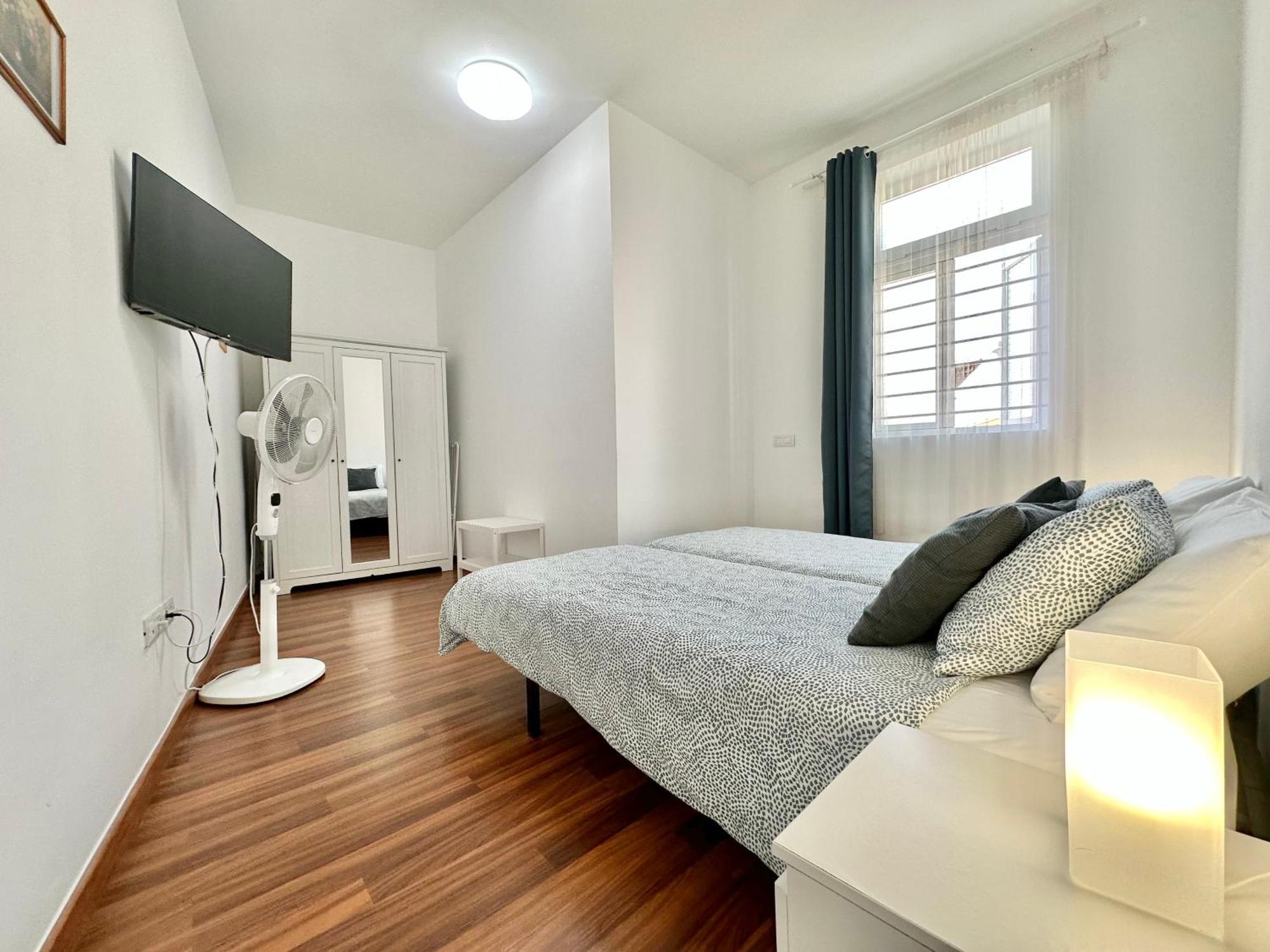La Hoya Downtown Apartment