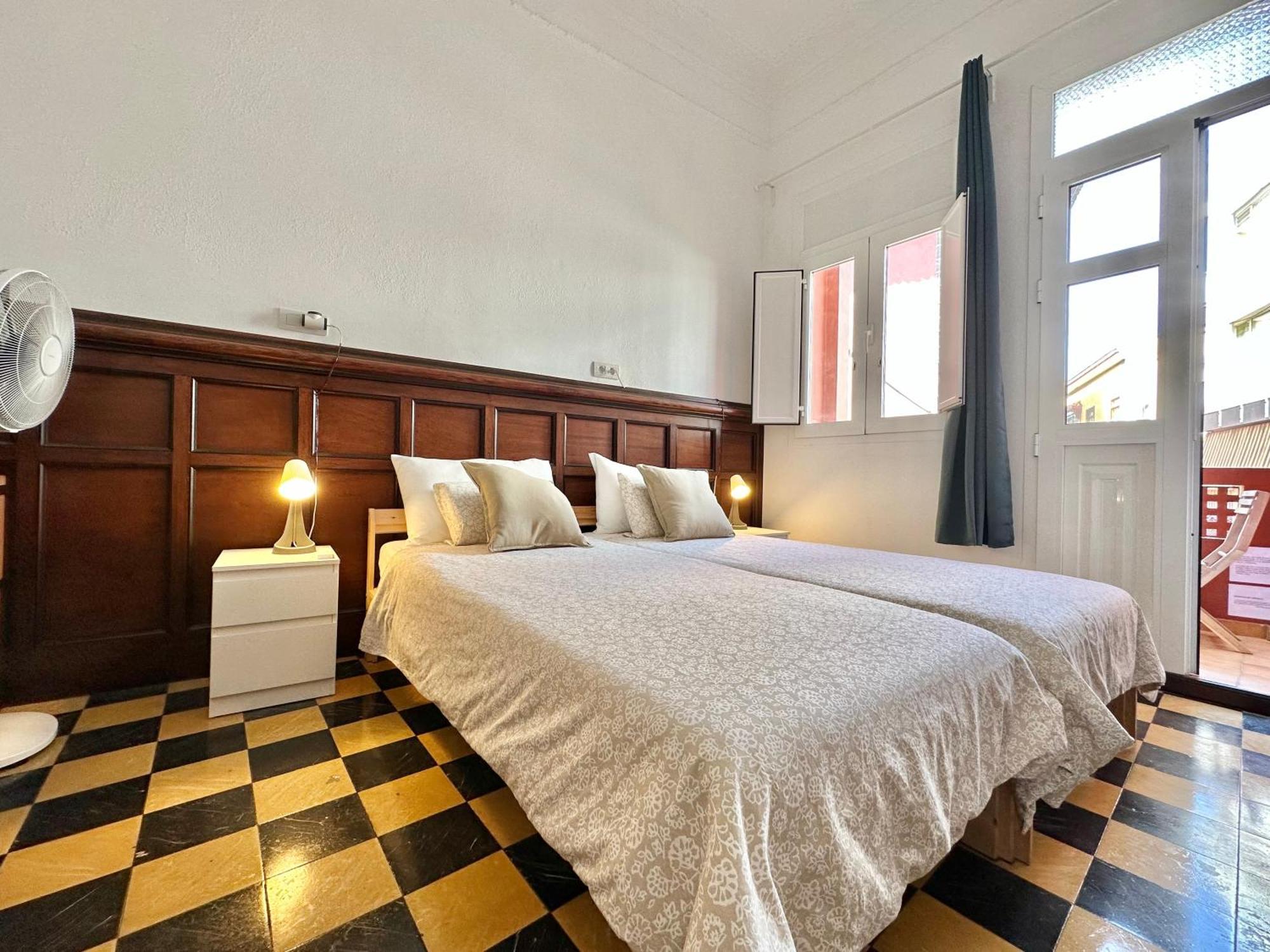 La Hoya Downtown Apartment *