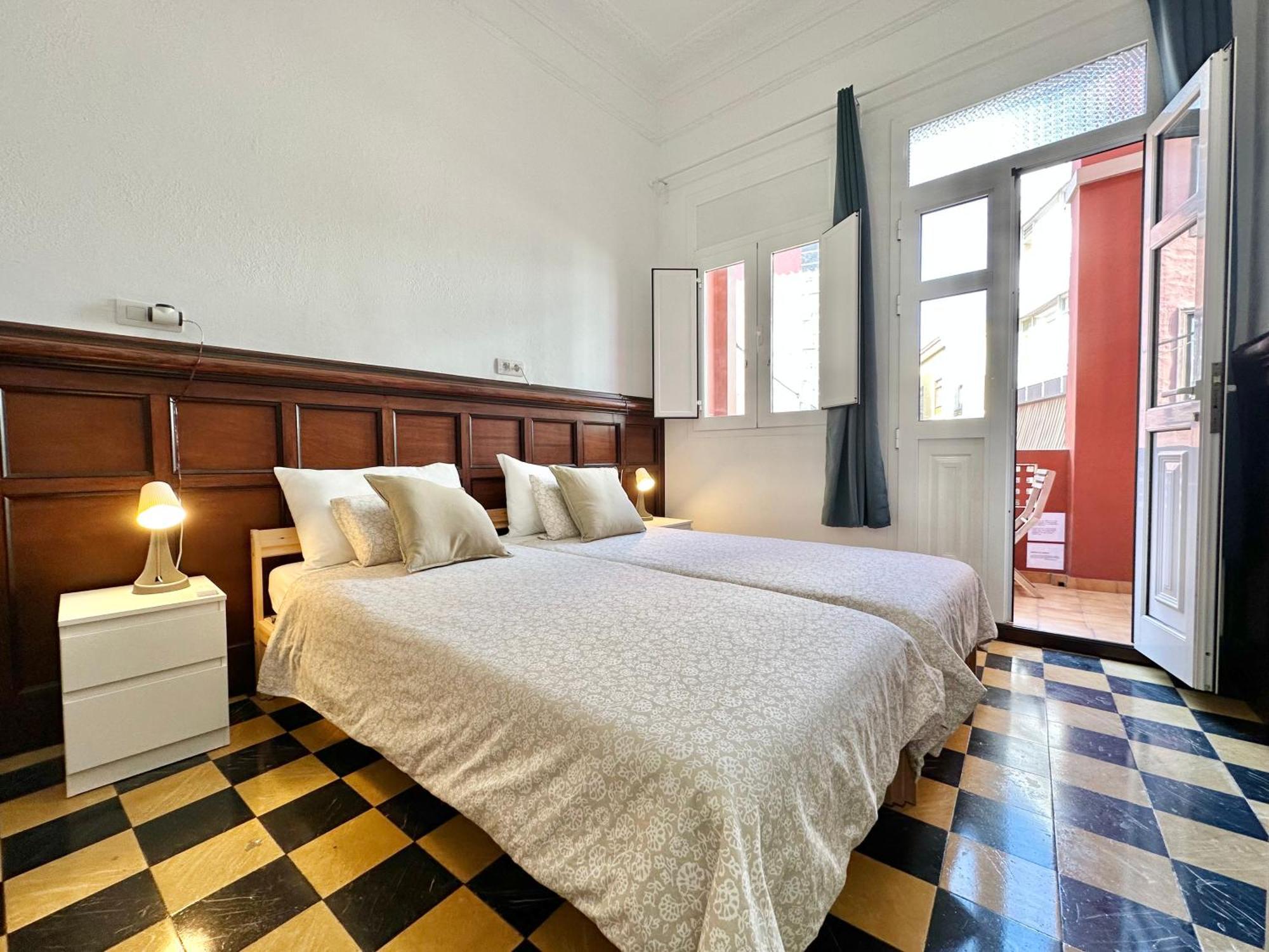La Hoya Downtown Apartment