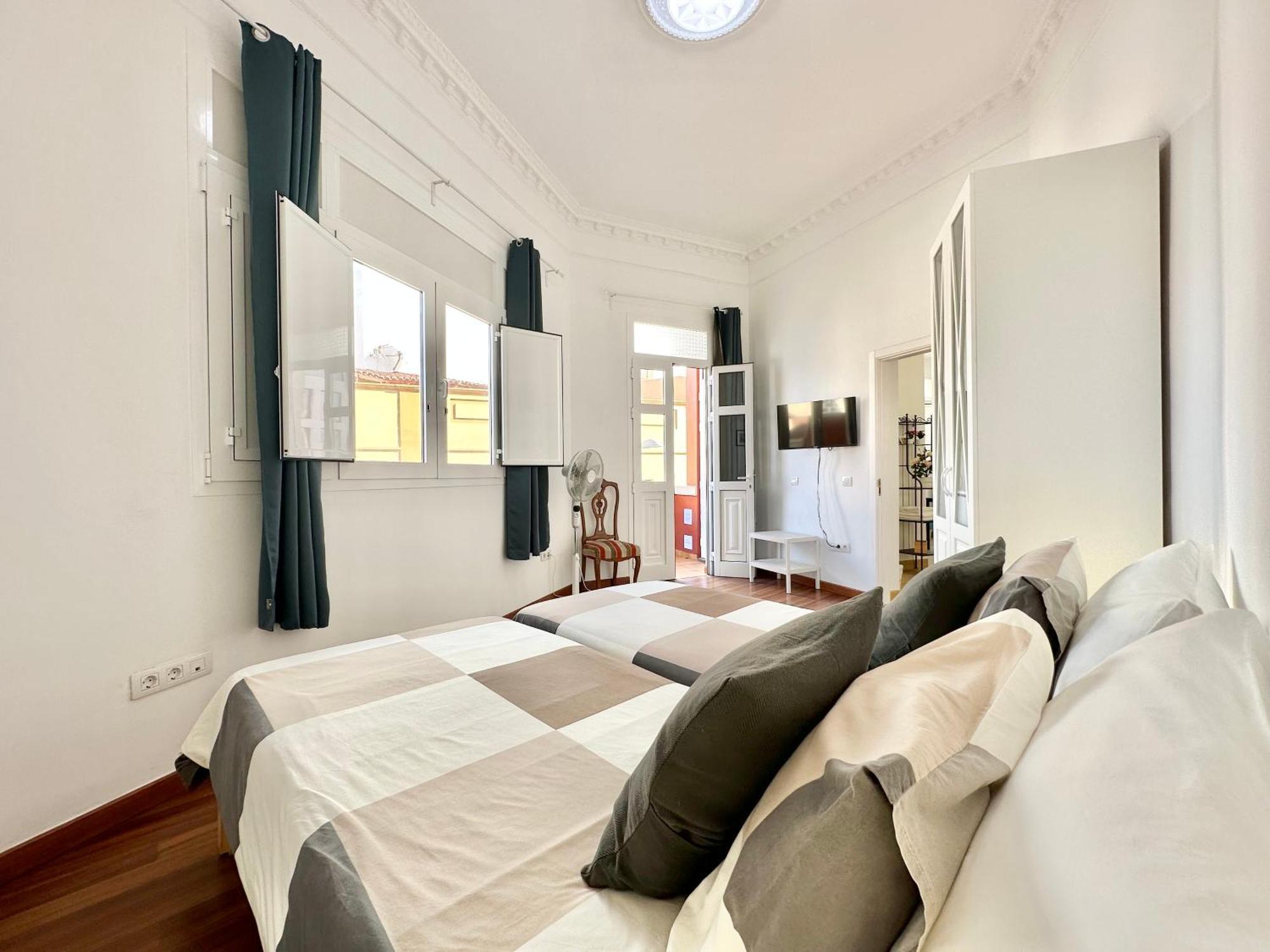 La Hoya Downtown Apartment *