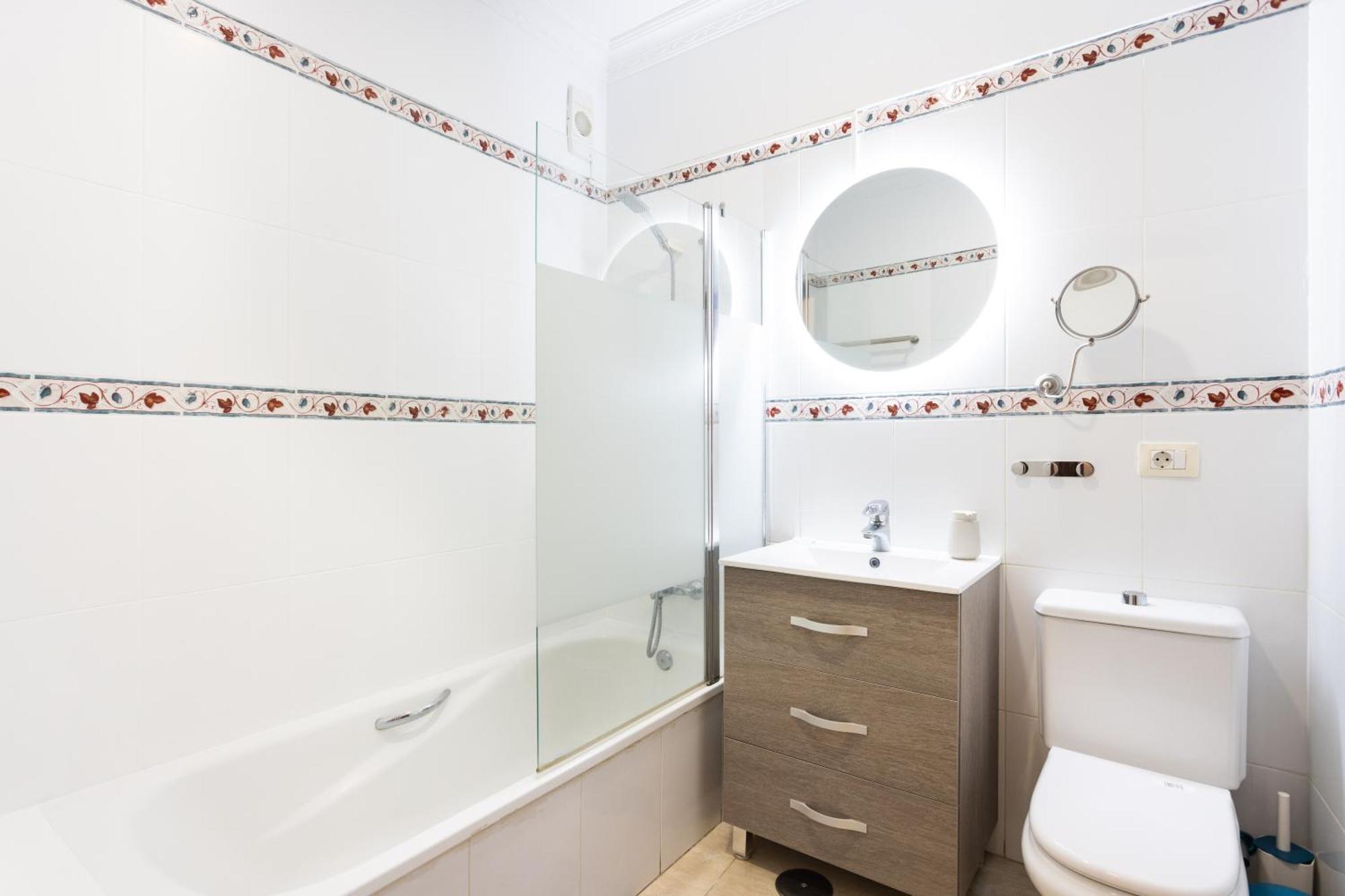 Apartment Home2book Prime Location Apt, *