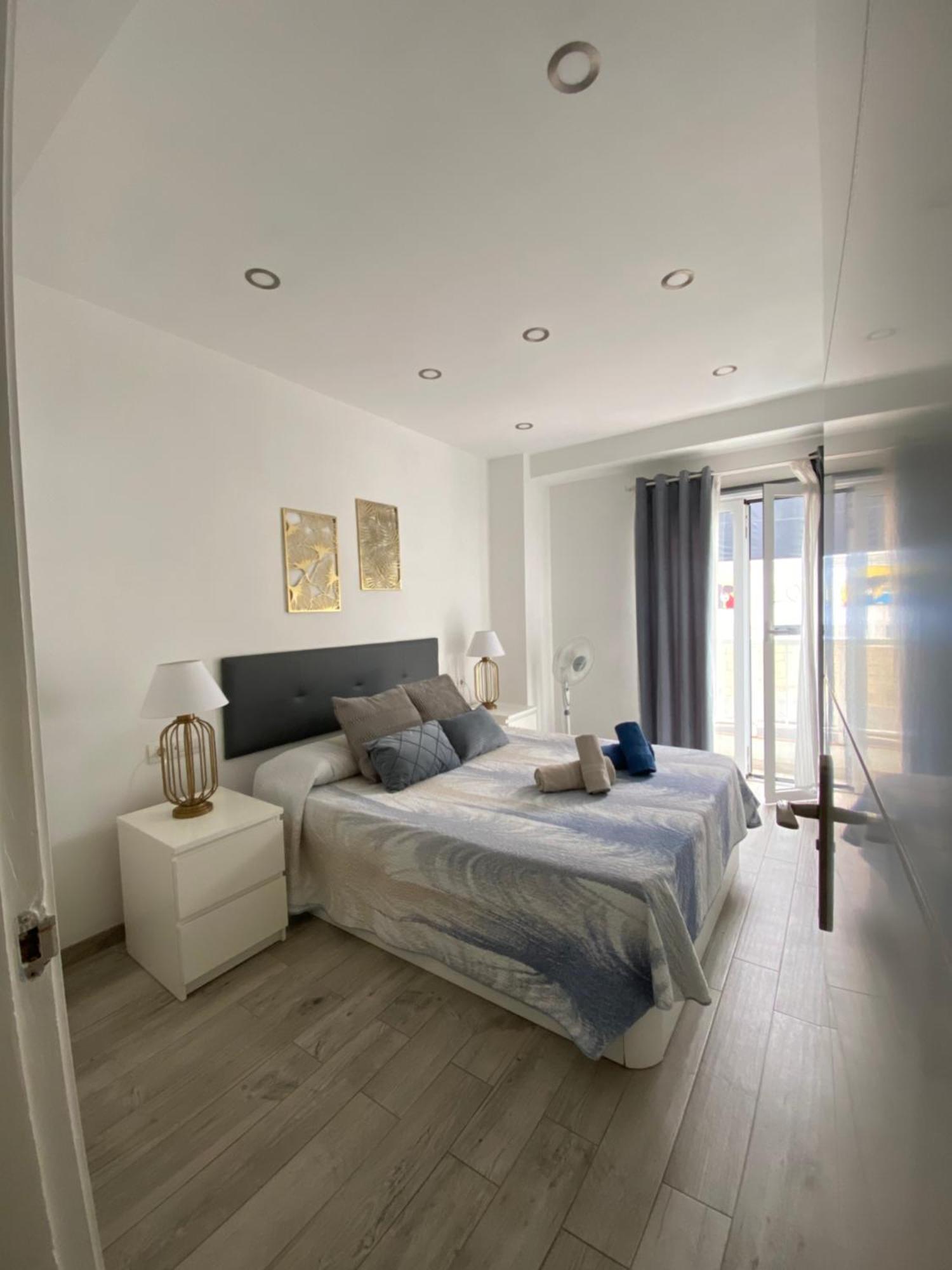 Moderno Piso Junto Al Mar. Wifi Apartment