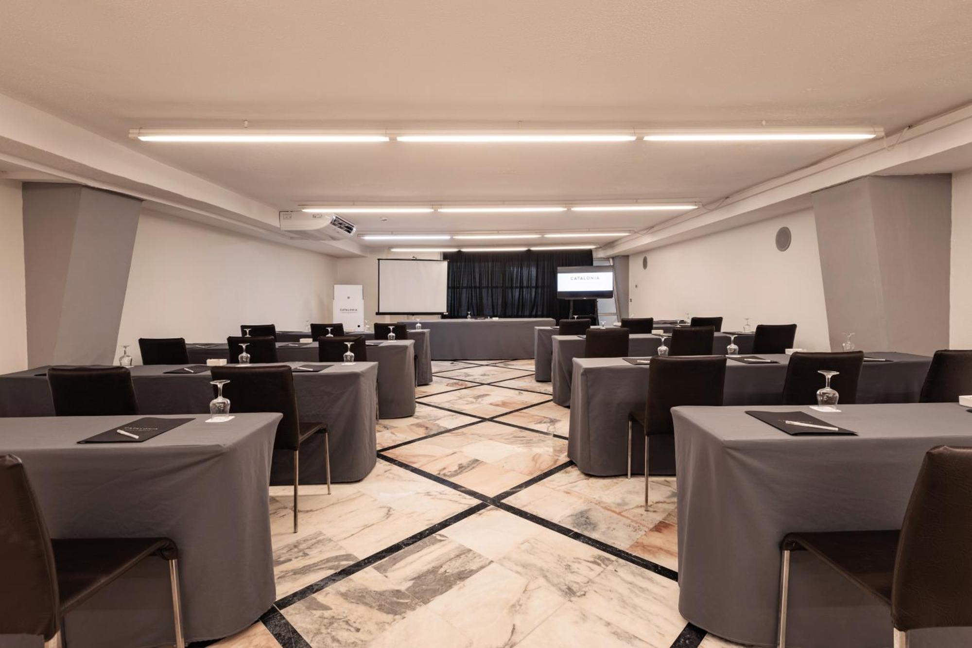 Hotel Catalonia Vegas - Adults Only 4*