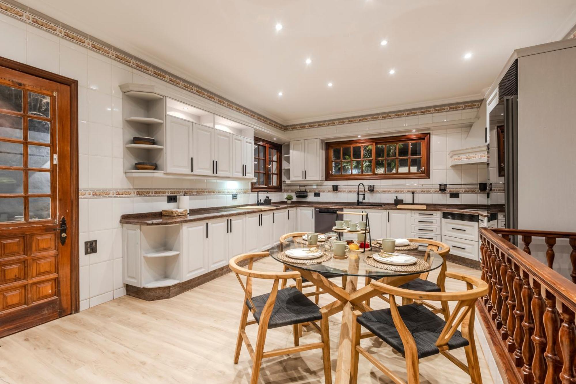 Luxury Teide View, Heated Pool, Sauna & Golf Chalet *