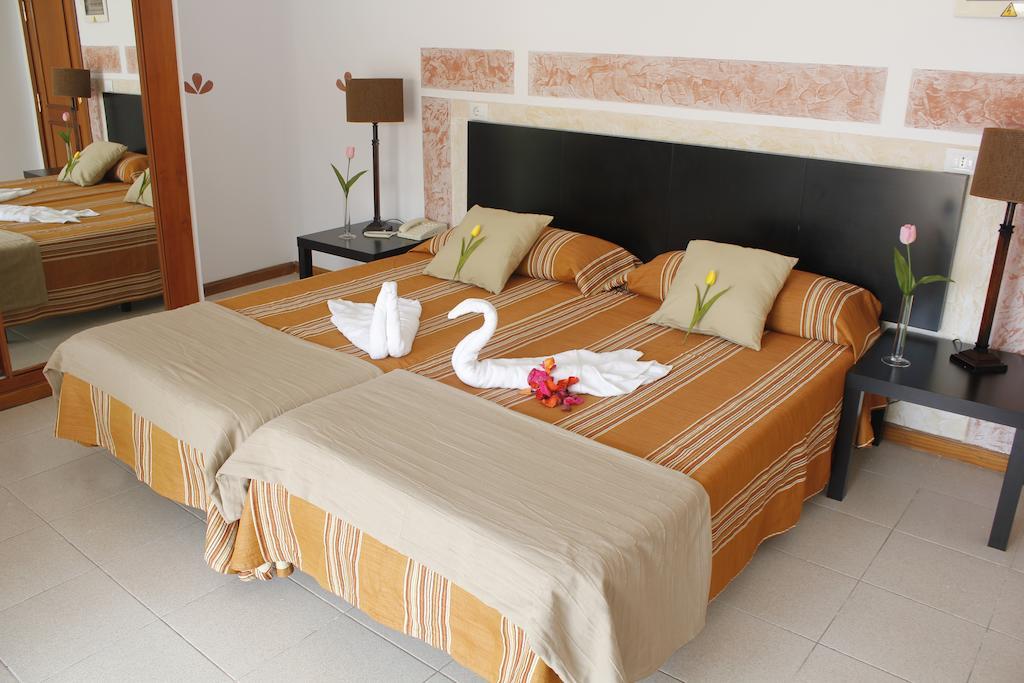 Khách sạn 4dreams Chimisay 3*