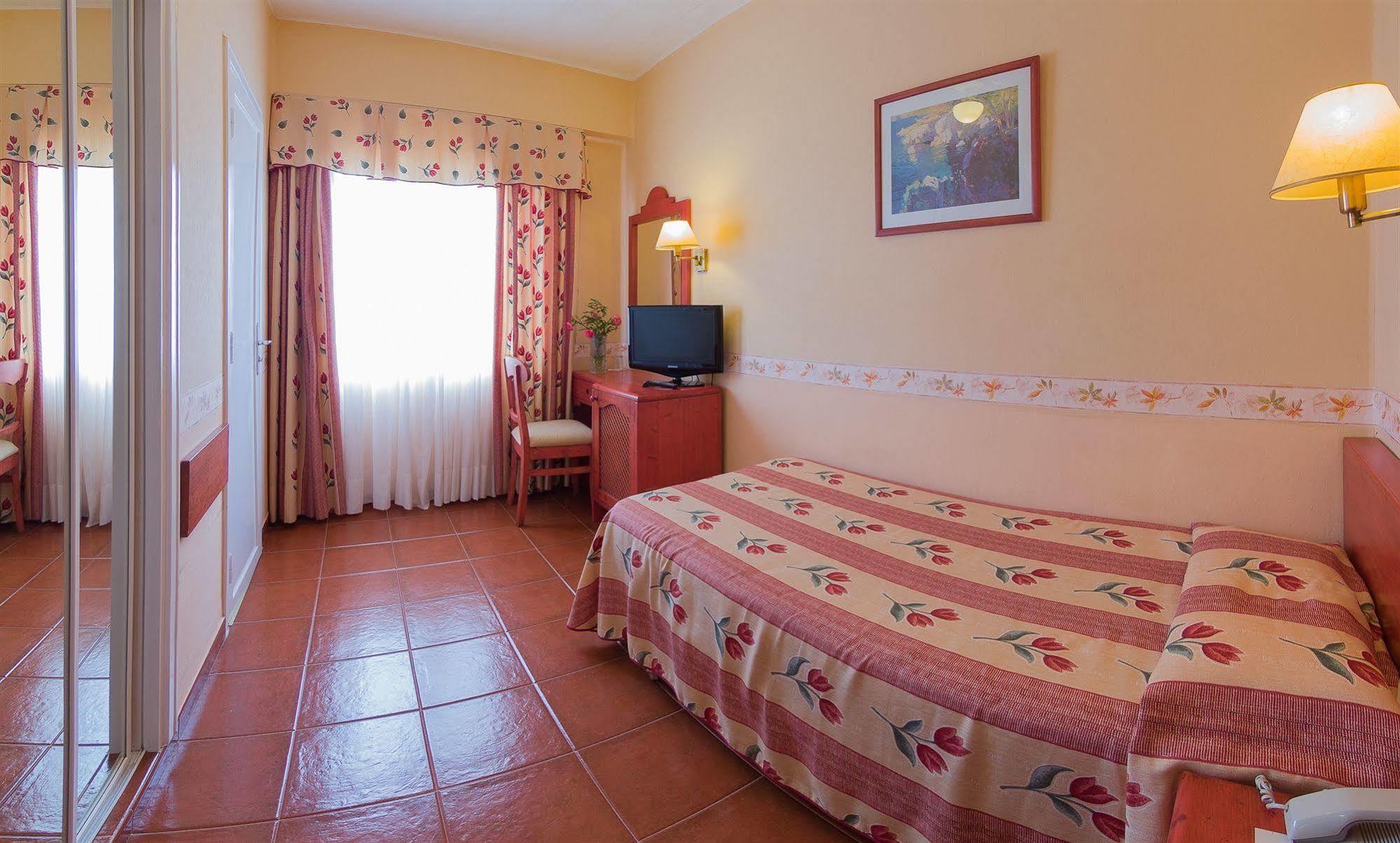 Hotelli Monopol Puerto de la Cruz (Tenerife)