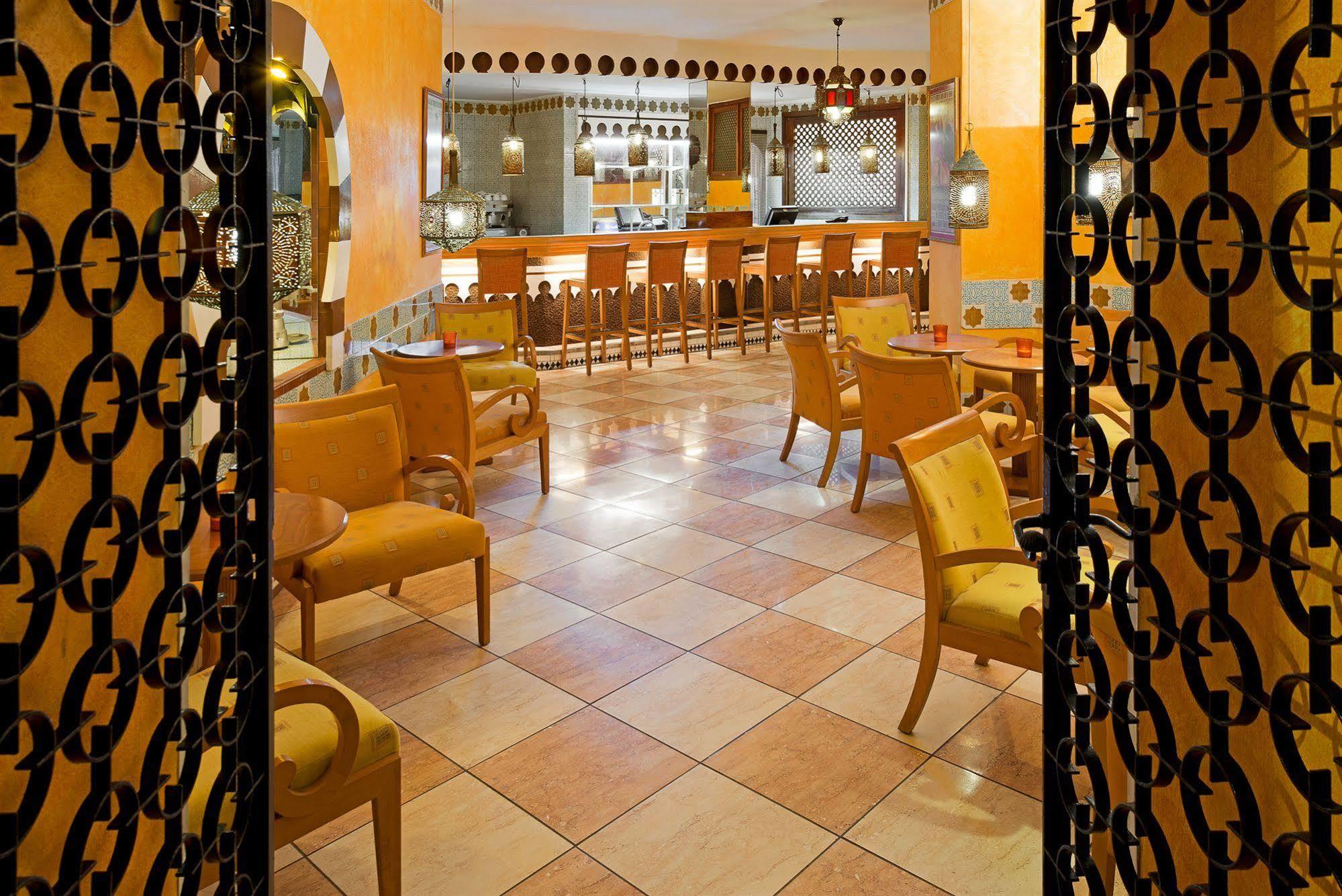 Hotelli Monopol Puerto de la Cruz (Tenerife)