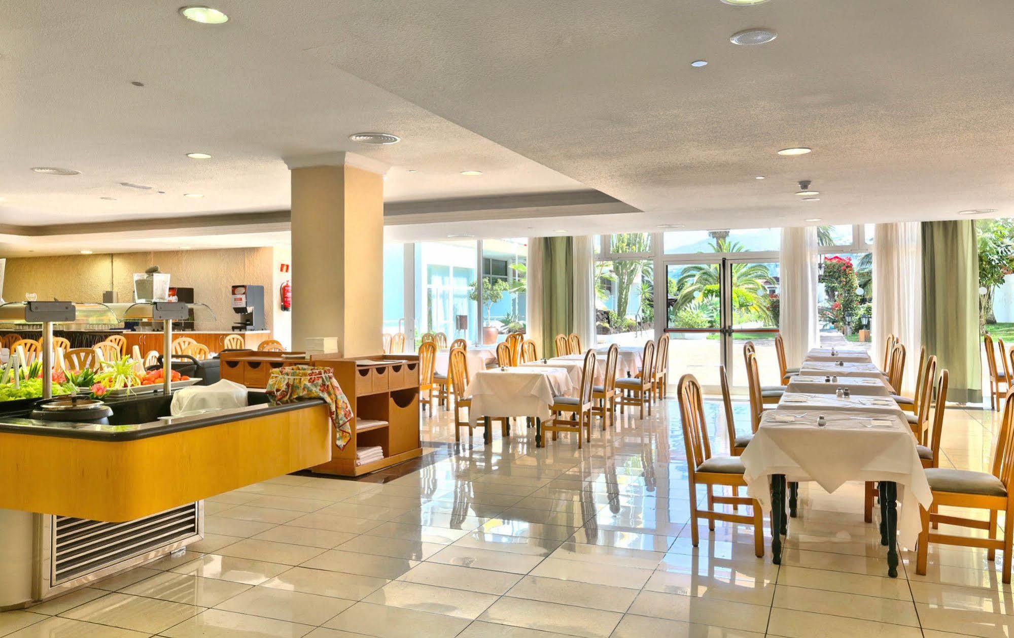 Bluesea Interpalace Hotel