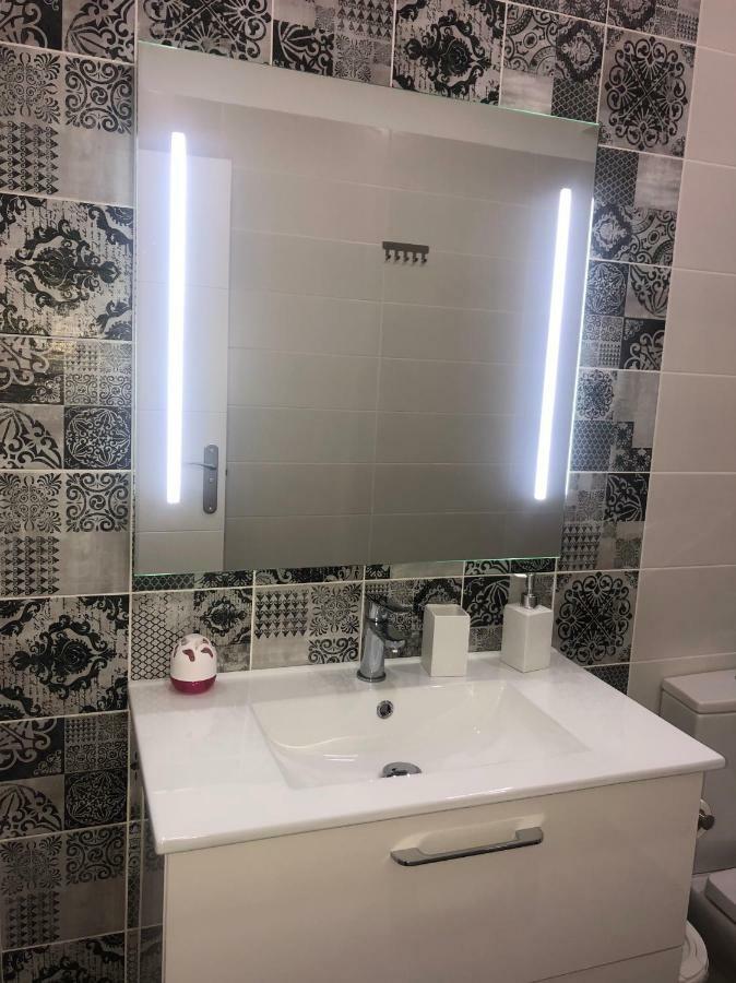 Moderno Piso Junto Al Mar. Wifi Apartment *