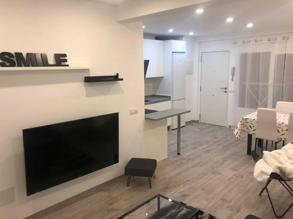 Moderno Piso Junto Al Mar. Wifi Apartment *