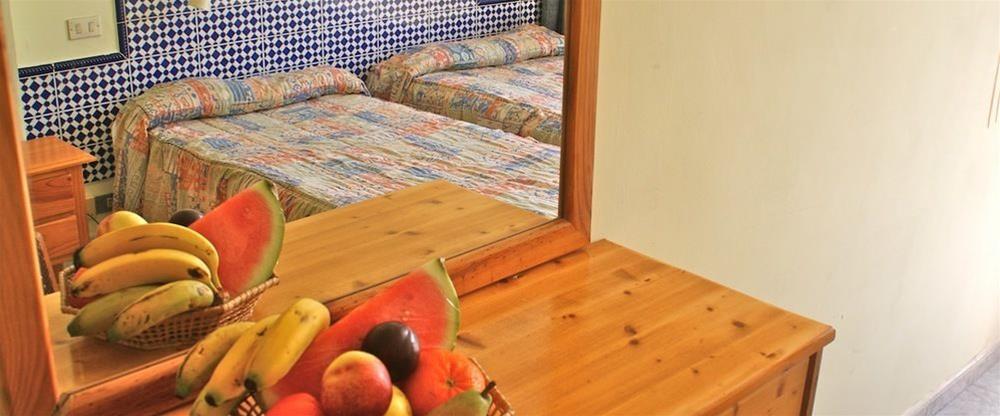 Puerto Azul Hotel 2*