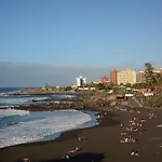 Apartment With Teide Views By The Beach
