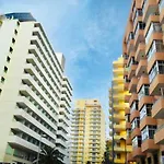 Materdei Guesthouse Edificio Palmeras Playa