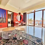 Aromas Suites Attic
