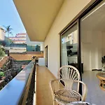 Victoria Apartment