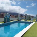 Toplage. Blick. Sauber. Guenstig. Pool. Gepflegt