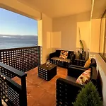 Moderno Apartamento Frente Al Mar