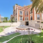 Magnolia House