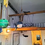 Camarote, La Casita Azul