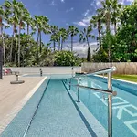 Modern Villa With Elevator, Patio Kitchen, Loro Parque View & Heated Pool