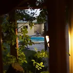 Tiny House: The Housje