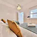 Palm Street Apartment