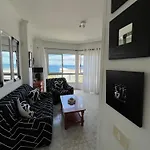 La Casita De Omar En El Corazon Del Puerto De La Cruz