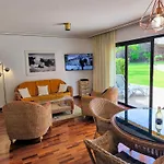 Elegant And Peaceful Aparments With Pool And Garden