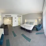 Complejo Blue Sea Puerto Resort compuesto por Hotel Canarife y Bonanza Palace