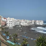 Apartement In Punta Brava Mit Kleiner Terrasse Zum Innenhof