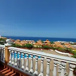 Vista Al Oceano, 2 Plantas, 3 Dormitorios.