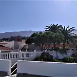 Fantastico Apartments Ruhige Top-Lage, Balkon Oder Terrasse, Gratis Parkplatz & Klimaanlage, Ideal Fuer Paare Und Alleinreisende