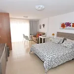 Ático Studio+Terraza+Wifi ilimitado+Satélite