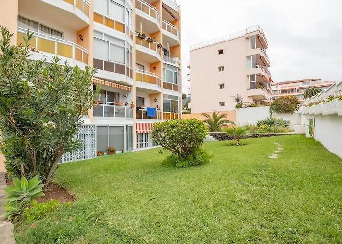 Salamander Vacational Home With Balcony And Fantastic Views
