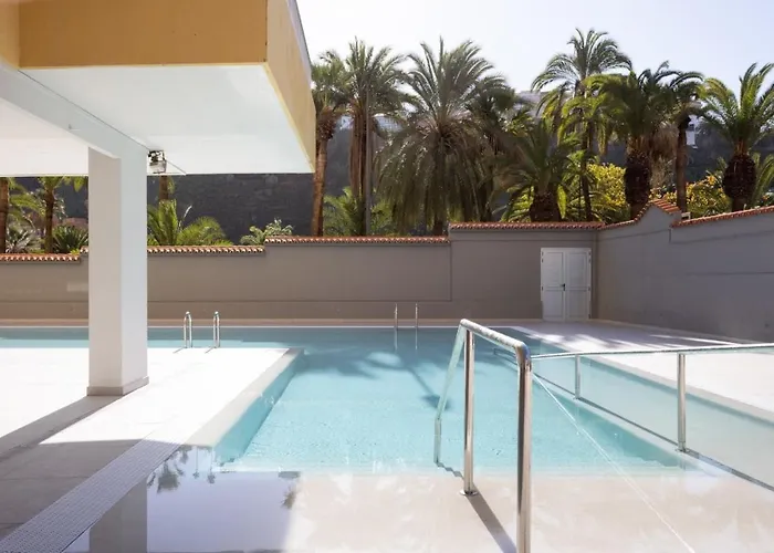 Moderno y coqueto estudio con vistas by Edén Rentals