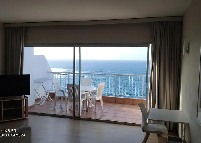 Amplio Apartamento Con Vistas Al Mar