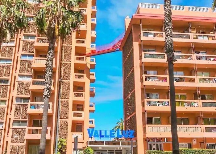 906 Valle Lu