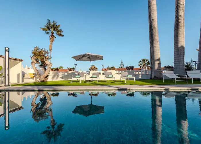 Luxury Villa Teide View, Heated Pool, Sauna & Golf