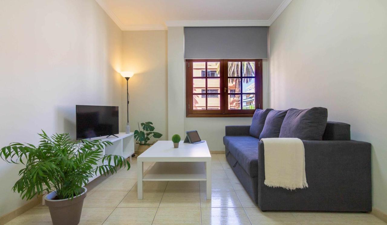 Central And Bright Y2 Apartment