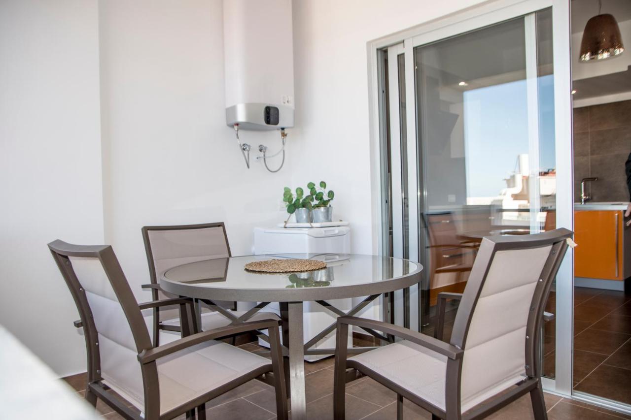 Apartment Le Terrazze 6 *