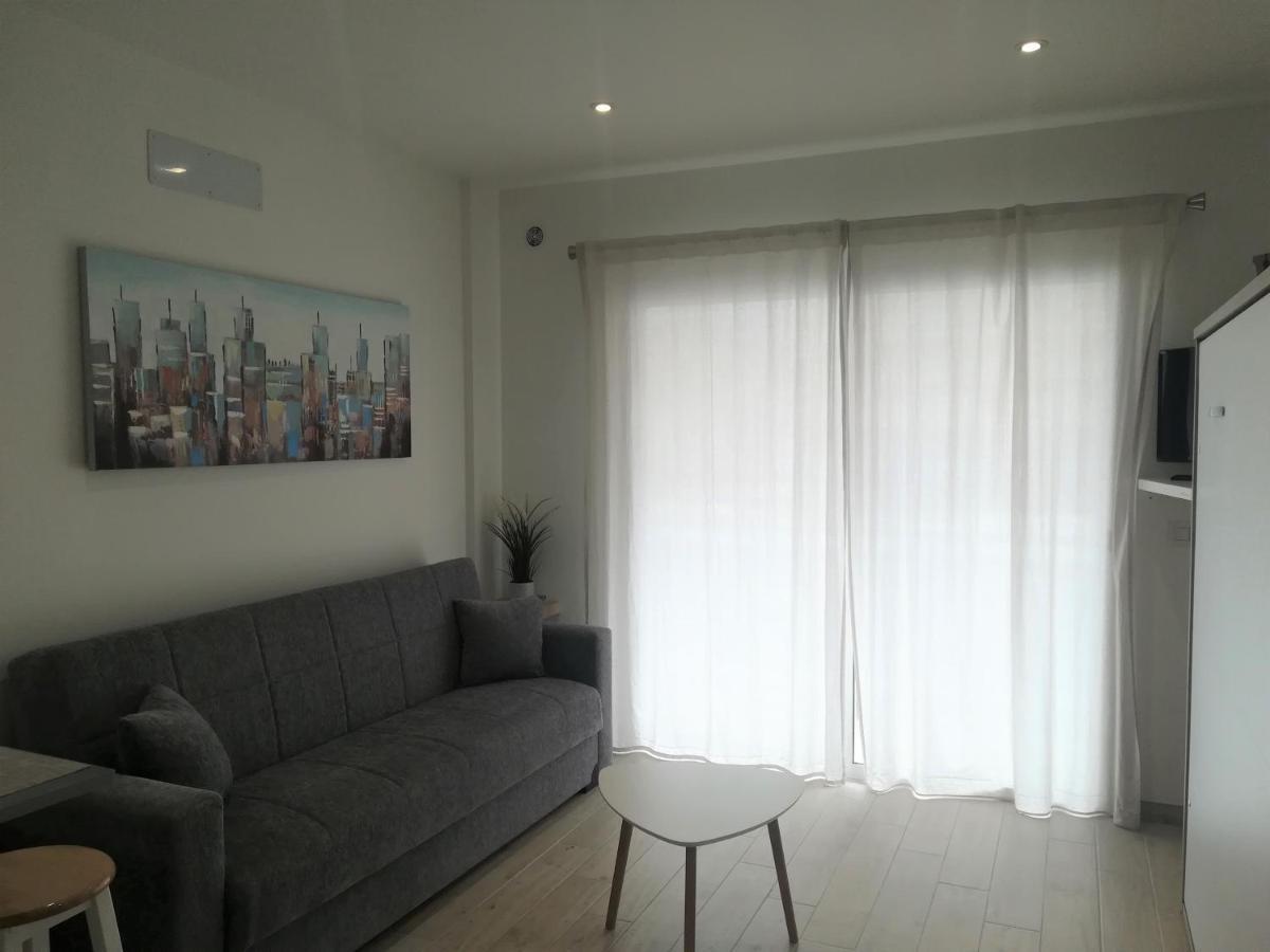 Acogedor Estudio Con Piscina Y Cerca De La Playa