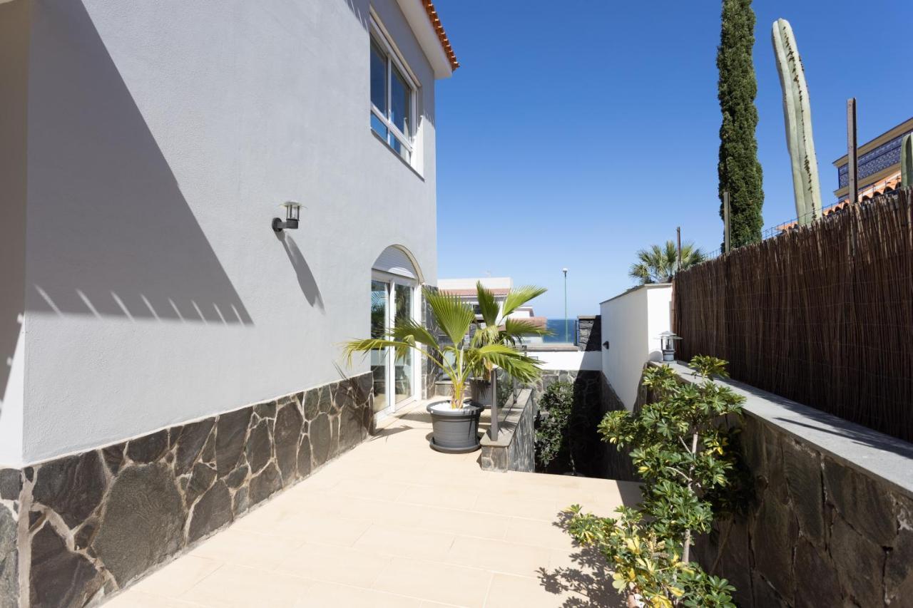 Syrah Villa *