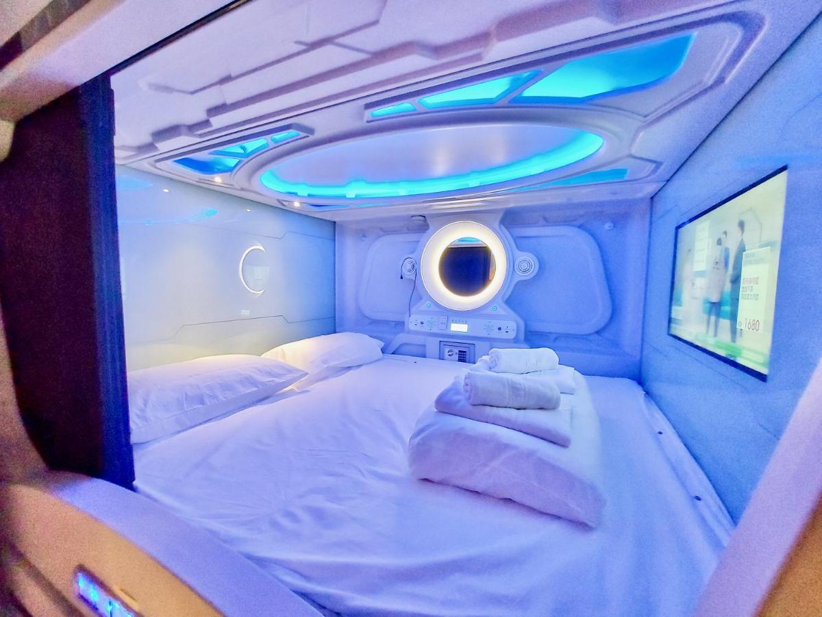 Atypicap Capsule Hotel cápsula *