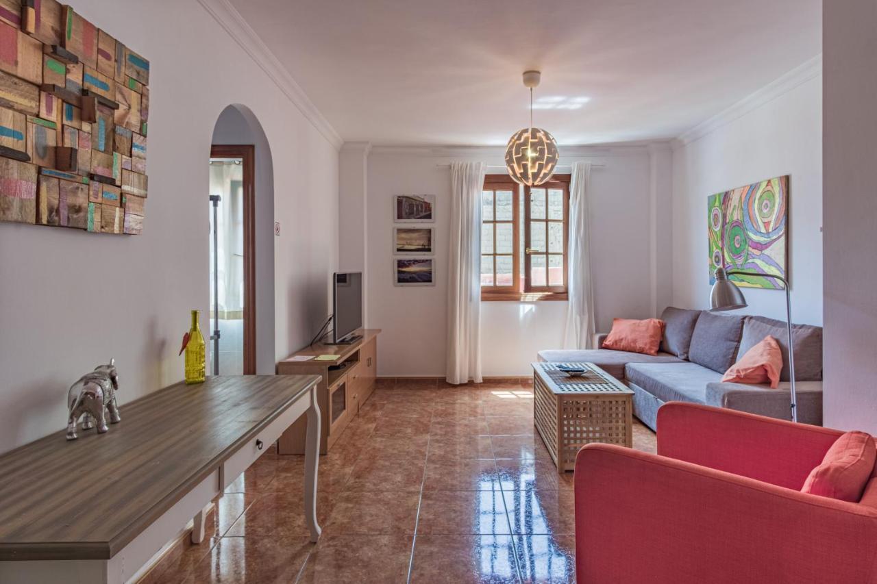 Agora - Spacious 2 Bedrooms- 2 Bathrooms *
