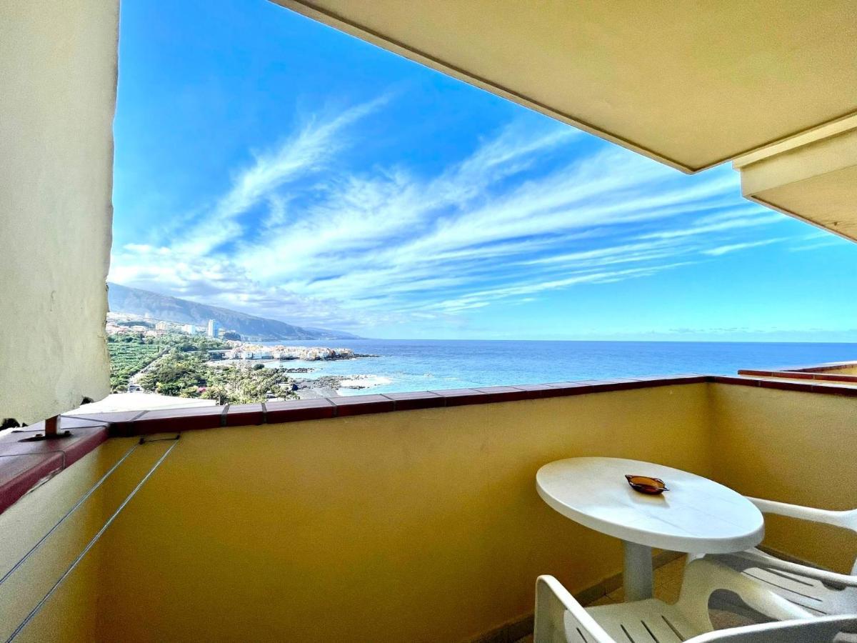 With Spectacular Views, Atlantic Ocean, Pool Y Free Wifi In All Common Areas Apartment Puerto de la Cruz (Tenerife)