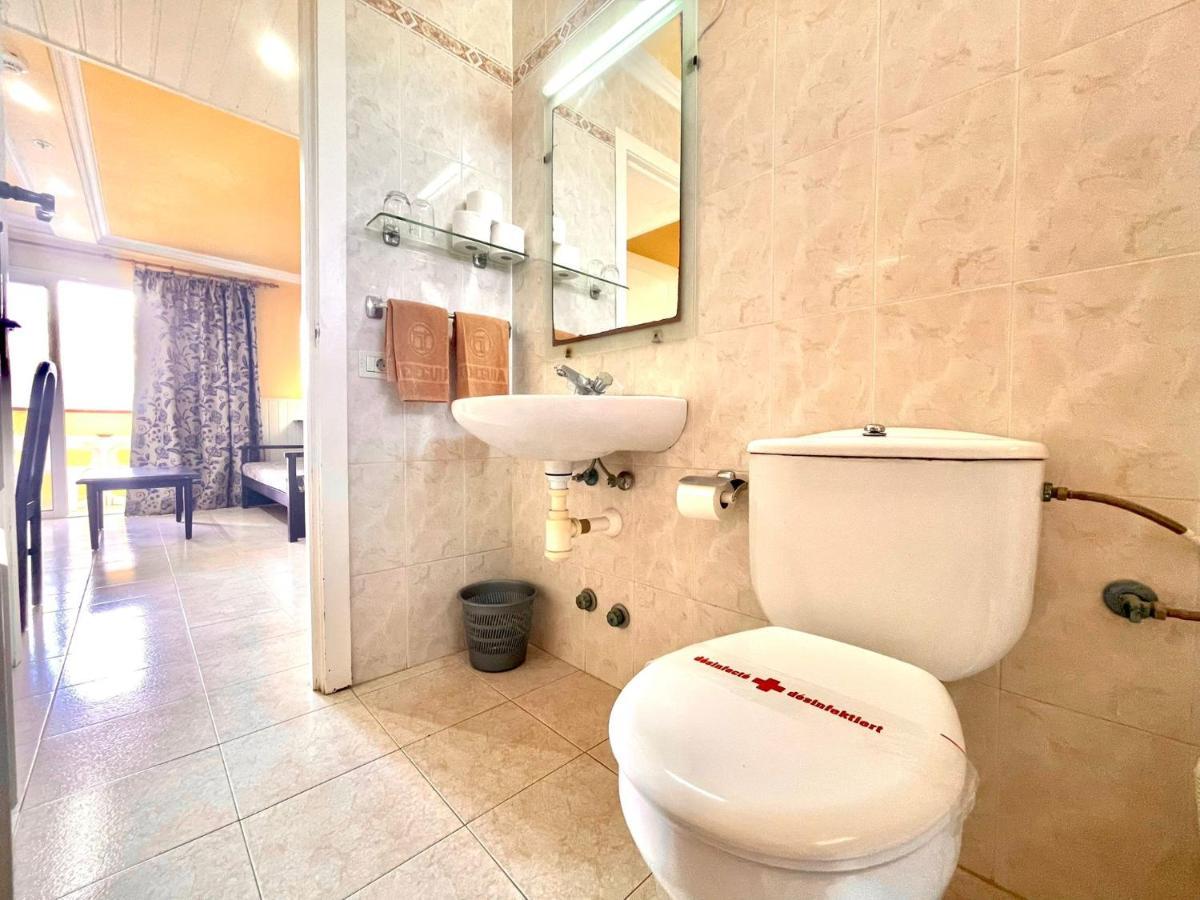 With Spectacular Views, Atlantic Ocean, Pool Y Free Wifi In All Common Areas Apartment